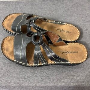 Natural Soul Women's Black and Brown Sandals size 8